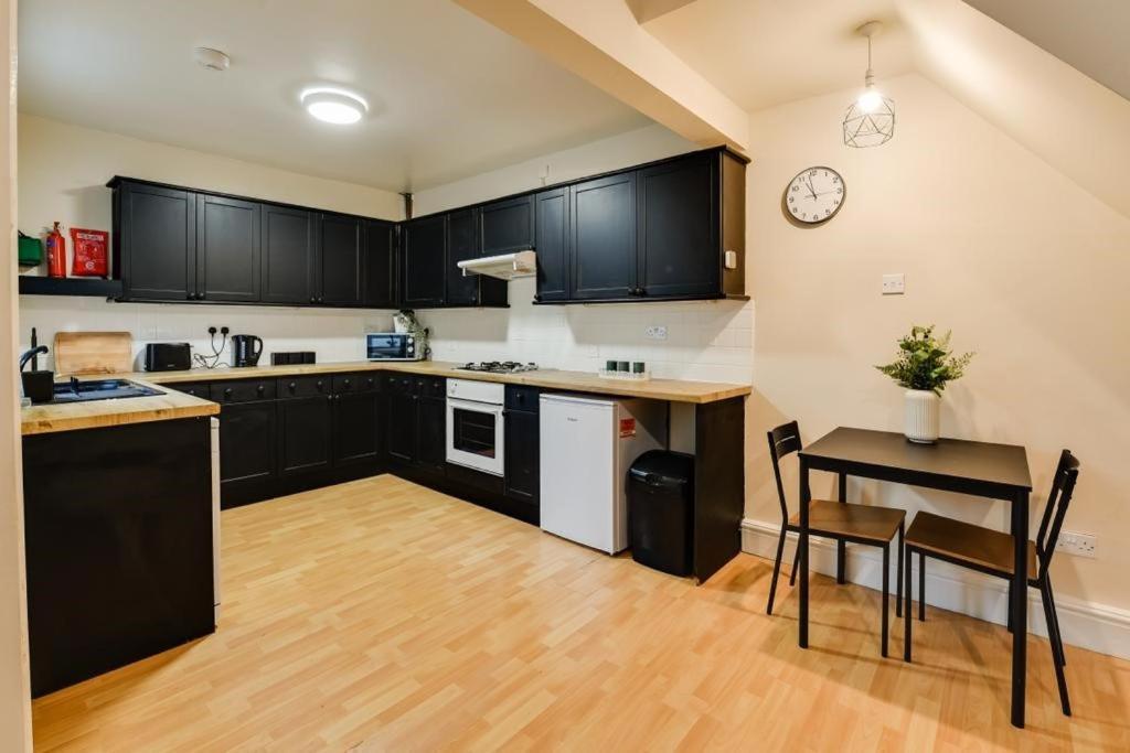 Poppy'S Pad - Winchester Road Liverpool Luaran gambar